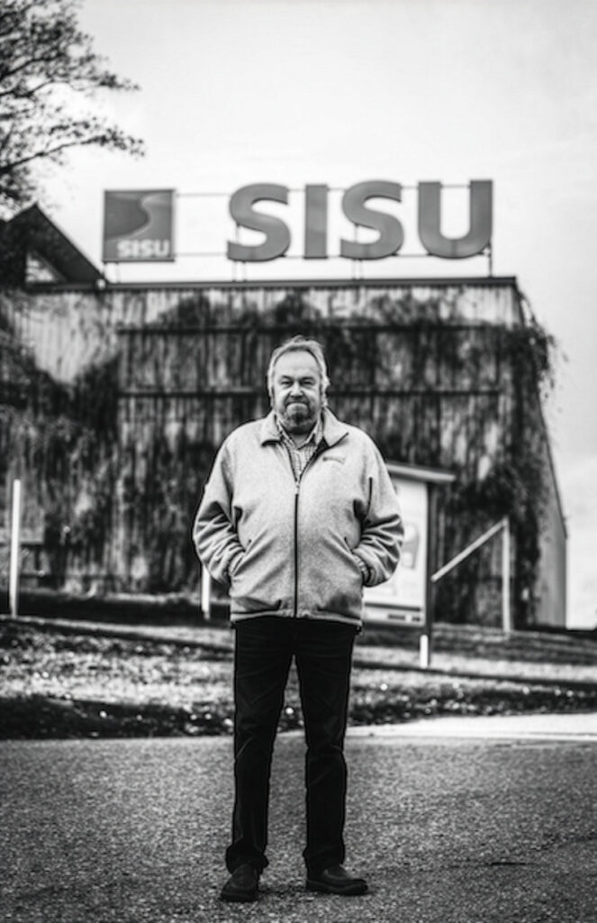 Guy Laine, Sisu lastbilsfabrik